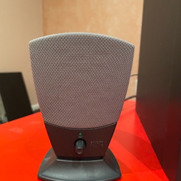 Harman Kardon HK395 2.1 Speaker System w/Powered Subwoofer & Input Cord - Tested - Picture 2 of 5